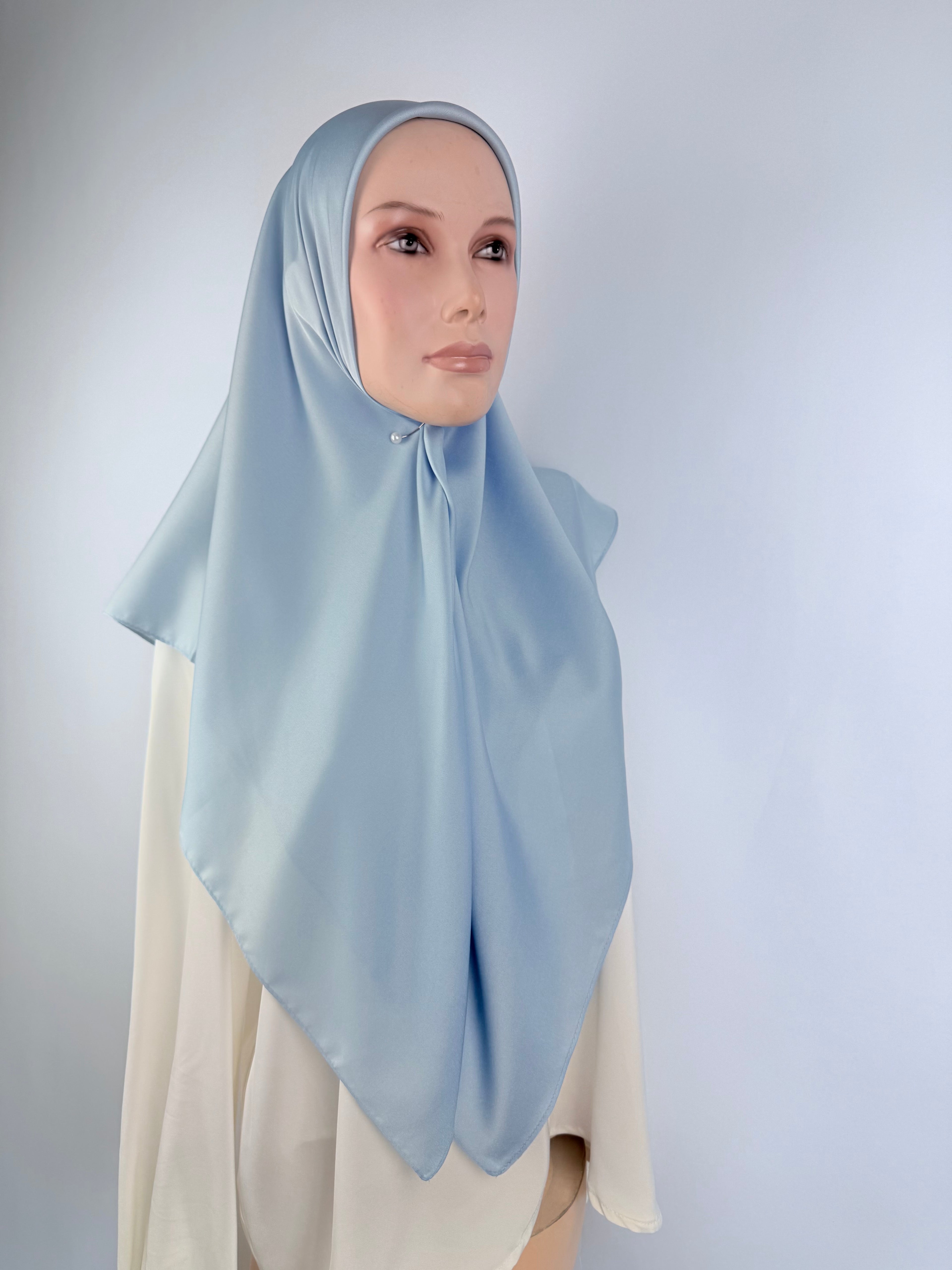 Voile en soie bleu